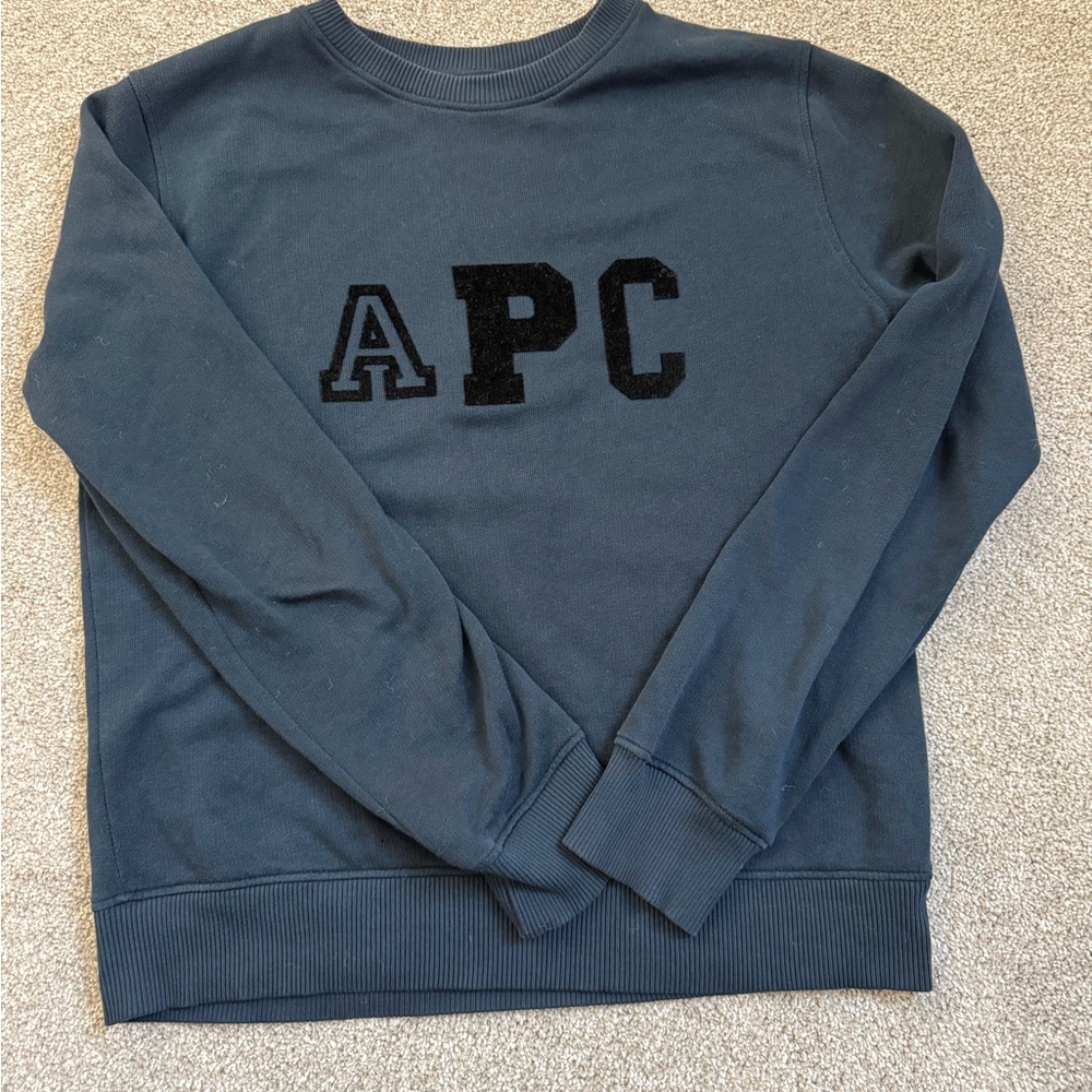 APc women’s sweatshirt